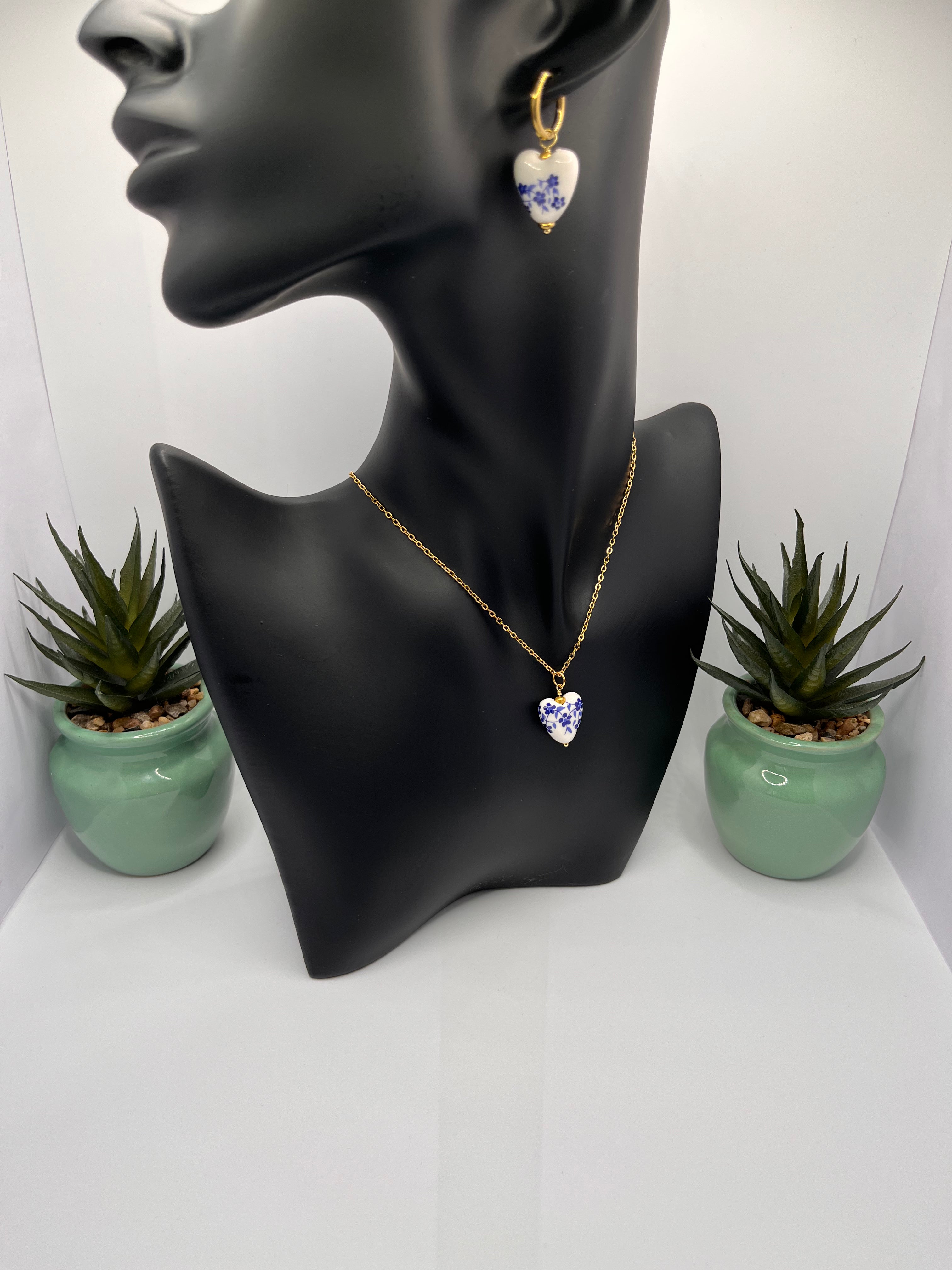 Collier acier inoxydable pendentif coeur de porcelaine